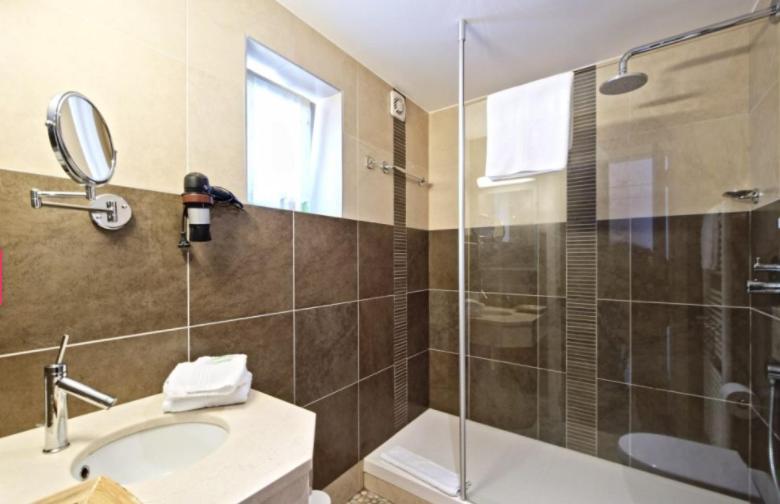 Hotel Saint-Amour Дюрбюї Екстер'єр фото