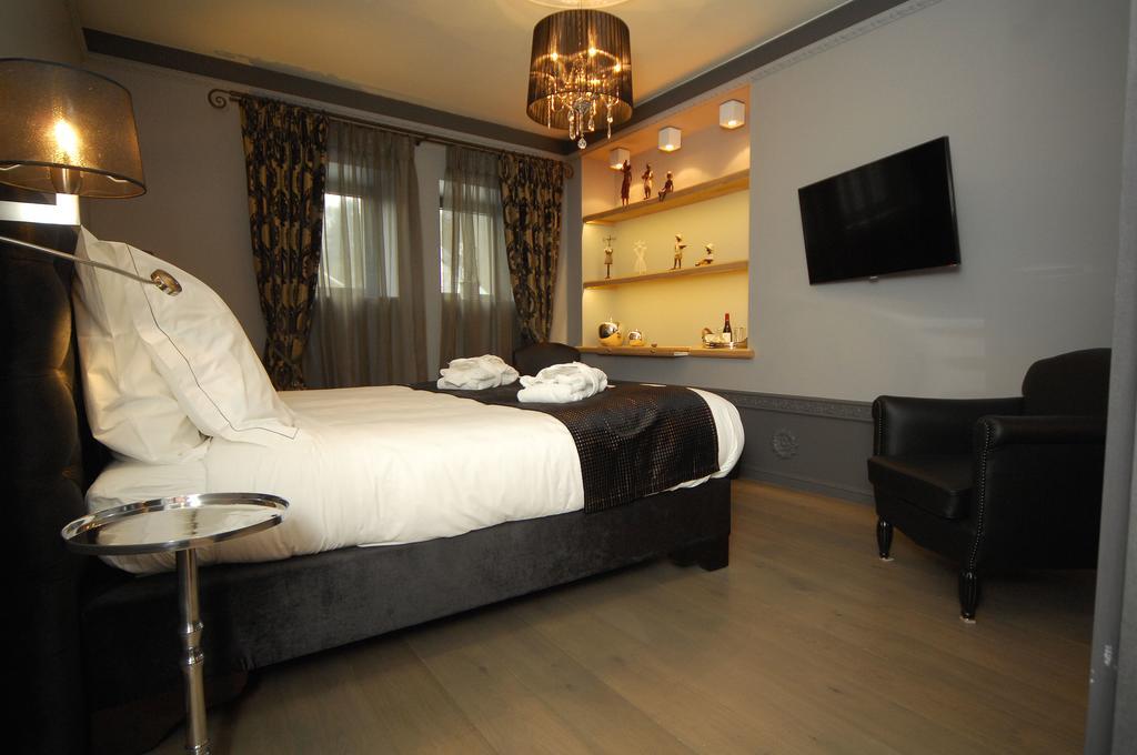 Hotel Saint-Amour Дюрбюї Екстер'єр фото